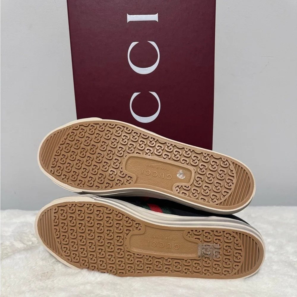 Gucci stylish sneakers